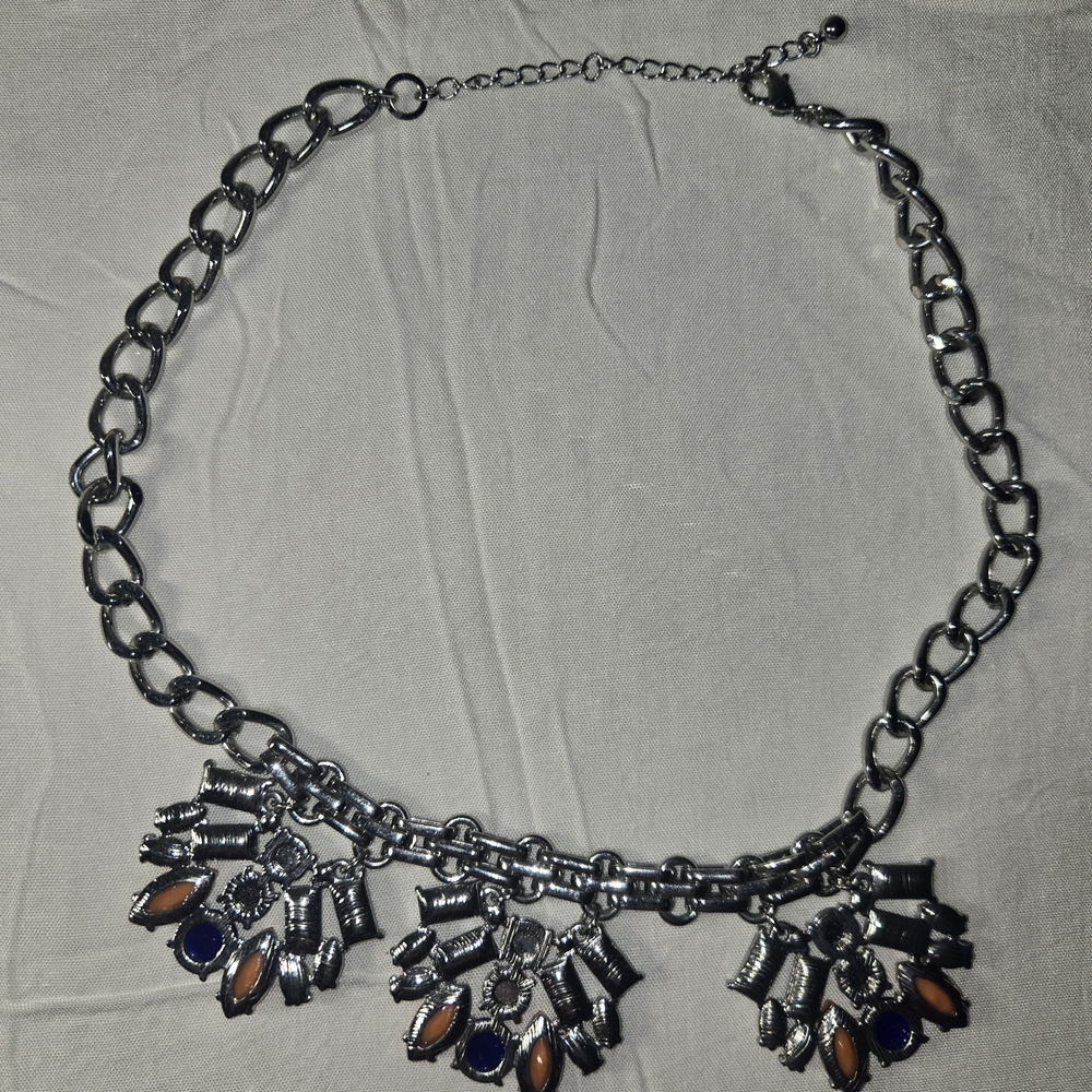 Silver and Purple Floral Statement Necklace - Picture 4 of 5